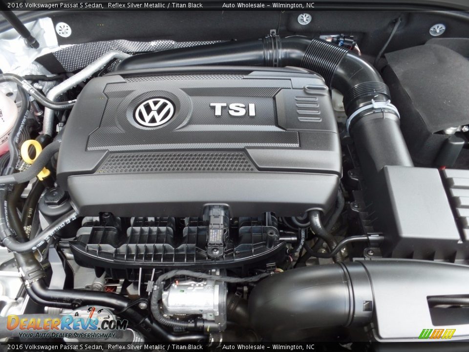 2016 Volkswagen Passat S Sedan Reflex Silver Metallic / Titan Black Photo #6