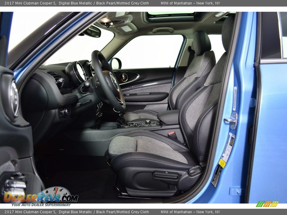 Front Seat of 2017 Mini Clubman Cooper S Photo #9