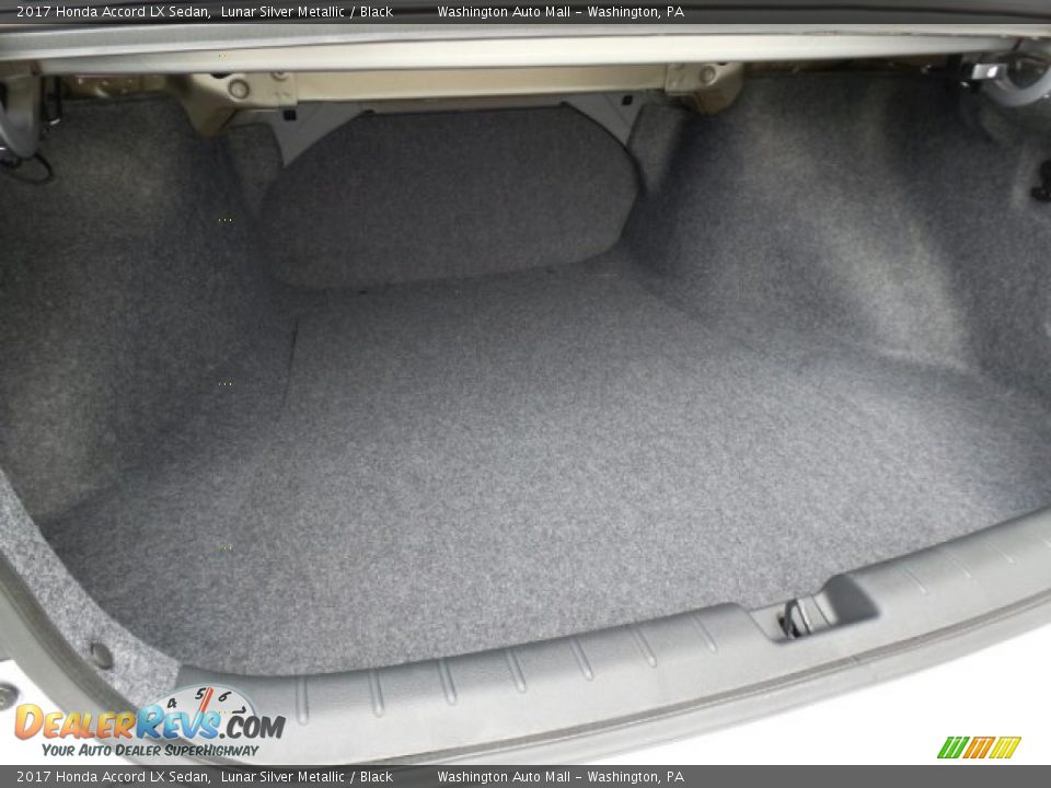 2017 Honda Accord LX Sedan Lunar Silver Metallic / Black Photo #12