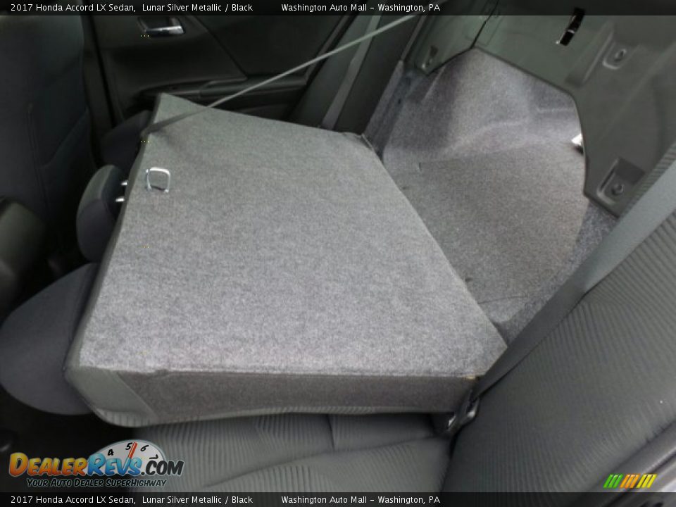 2017 Honda Accord LX Sedan Lunar Silver Metallic / Black Photo #13