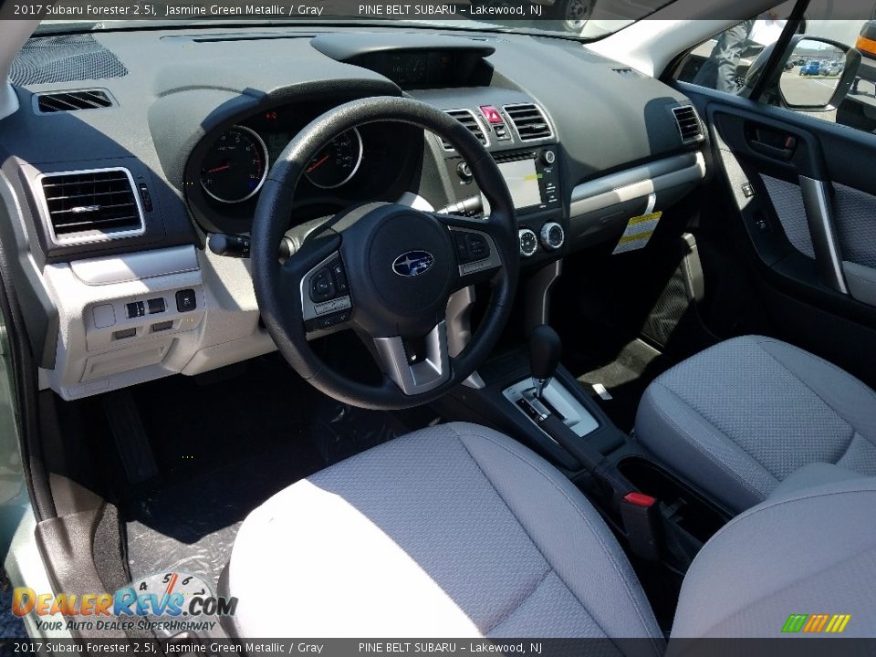 2017 Subaru Forester 2.5i Jasmine Green Metallic / Gray Photo #7