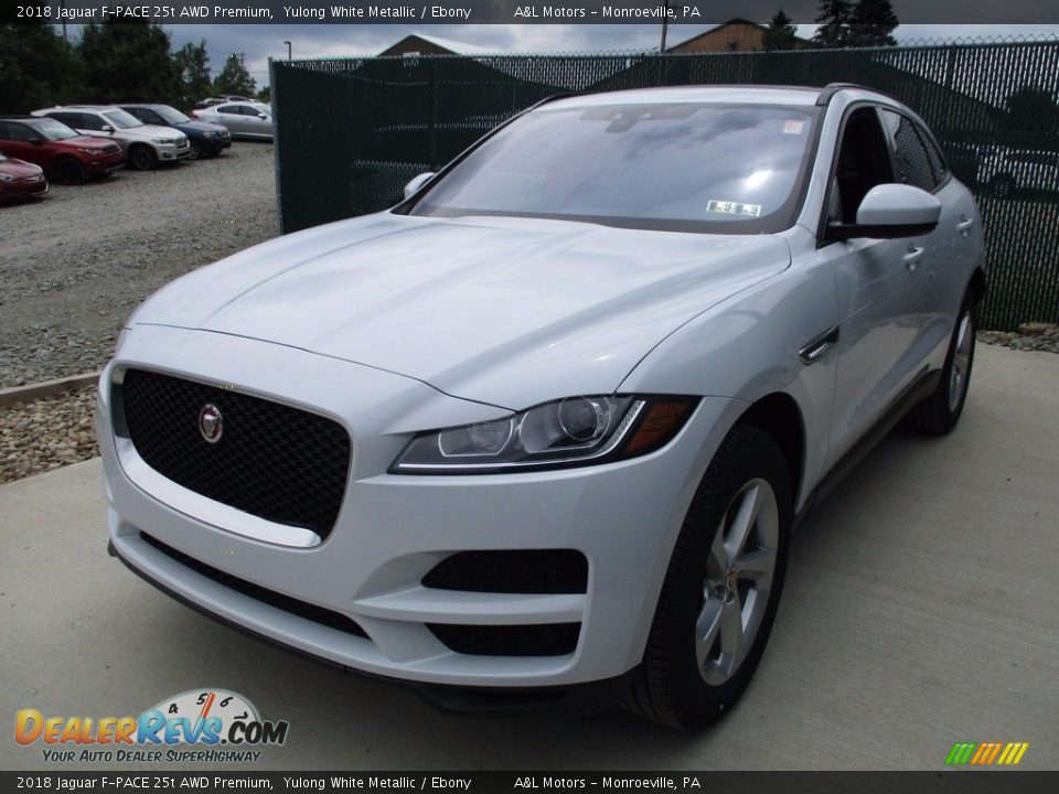 2018 Jaguar F-PACE 25t AWD Premium Yulong White Metallic / Ebony Photo #8
