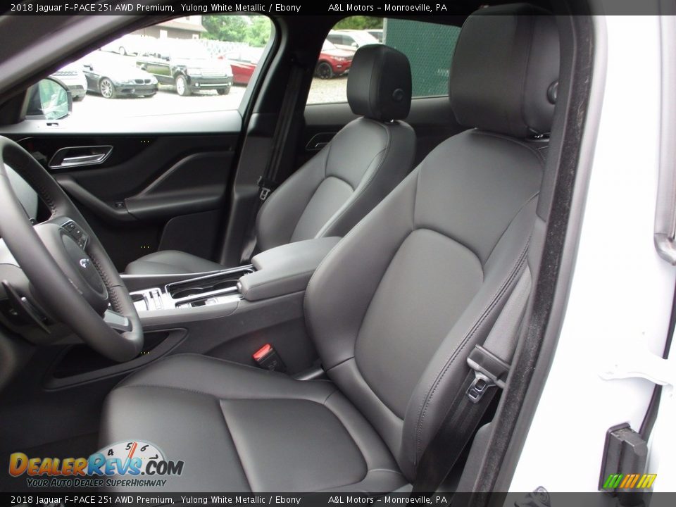 2018 Jaguar F-PACE 25t AWD Premium Yulong White Metallic / Ebony Photo #12