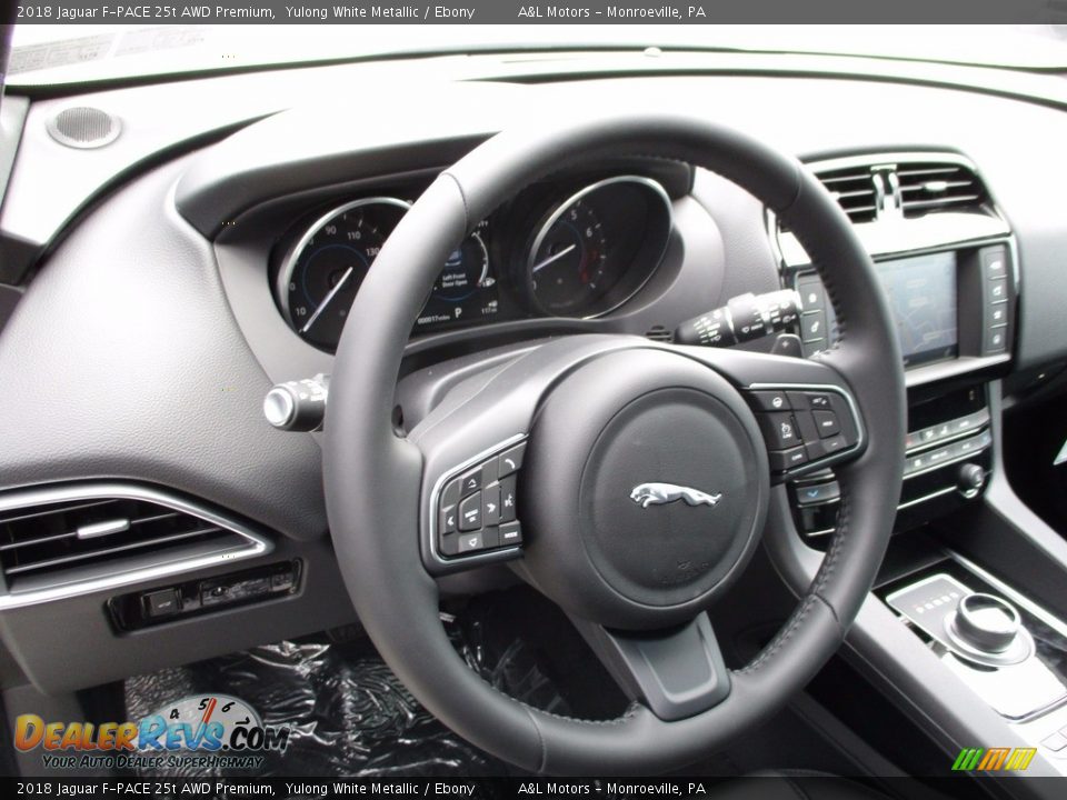 2018 Jaguar F-PACE 25t AWD Premium Yulong White Metallic / Ebony Photo #13