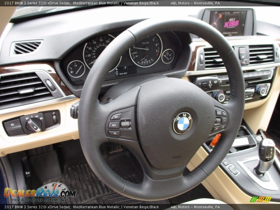 2017 BMW 3 Series 320i xDrive Sedan Steering Wheel Photo #14