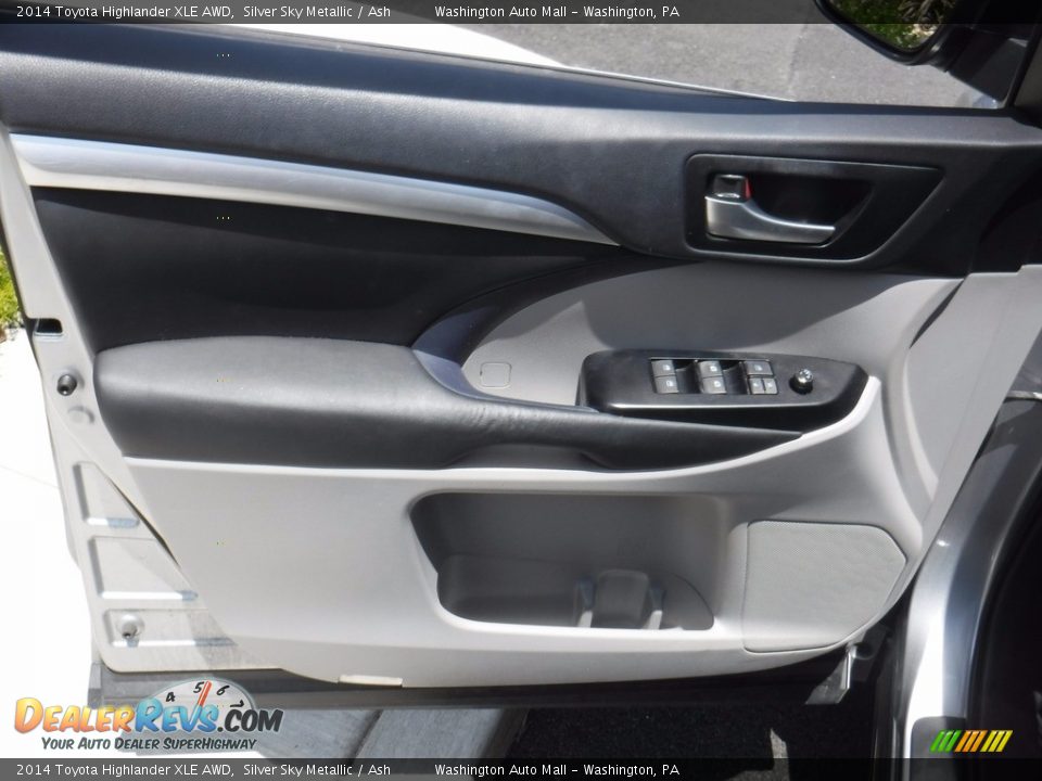 2014 Toyota Highlander XLE AWD Silver Sky Metallic / Ash Photo #16