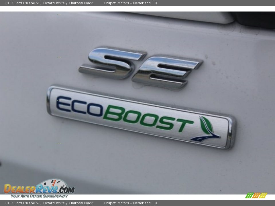 2017 Ford Escape SE Oxford White / Charcoal Black Photo #9
