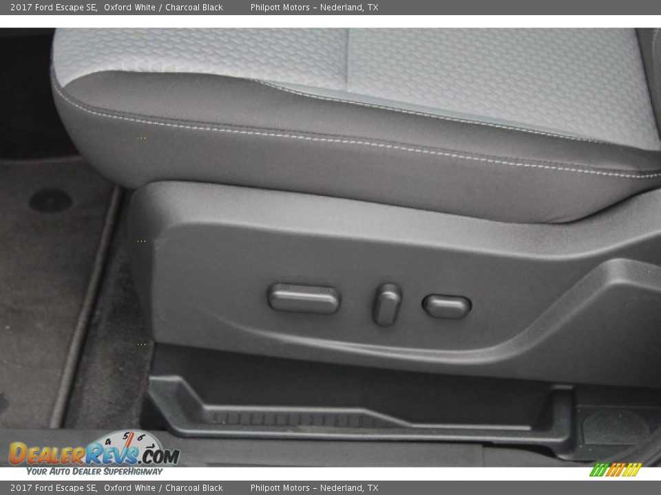 2017 Ford Escape SE Oxford White / Charcoal Black Photo #14
