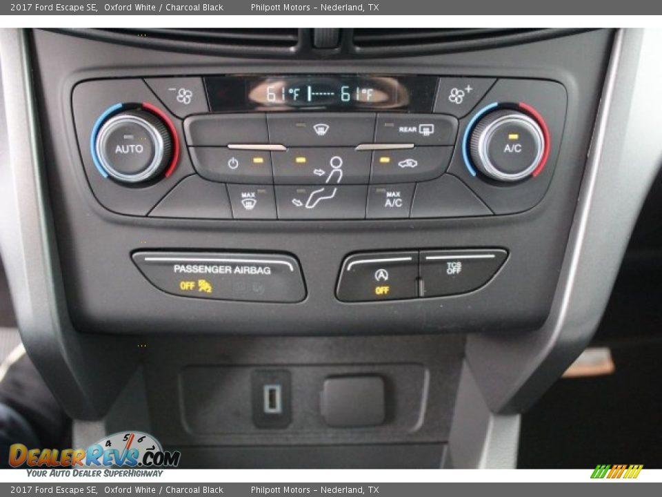 2017 Ford Escape SE Oxford White / Charcoal Black Photo #17
