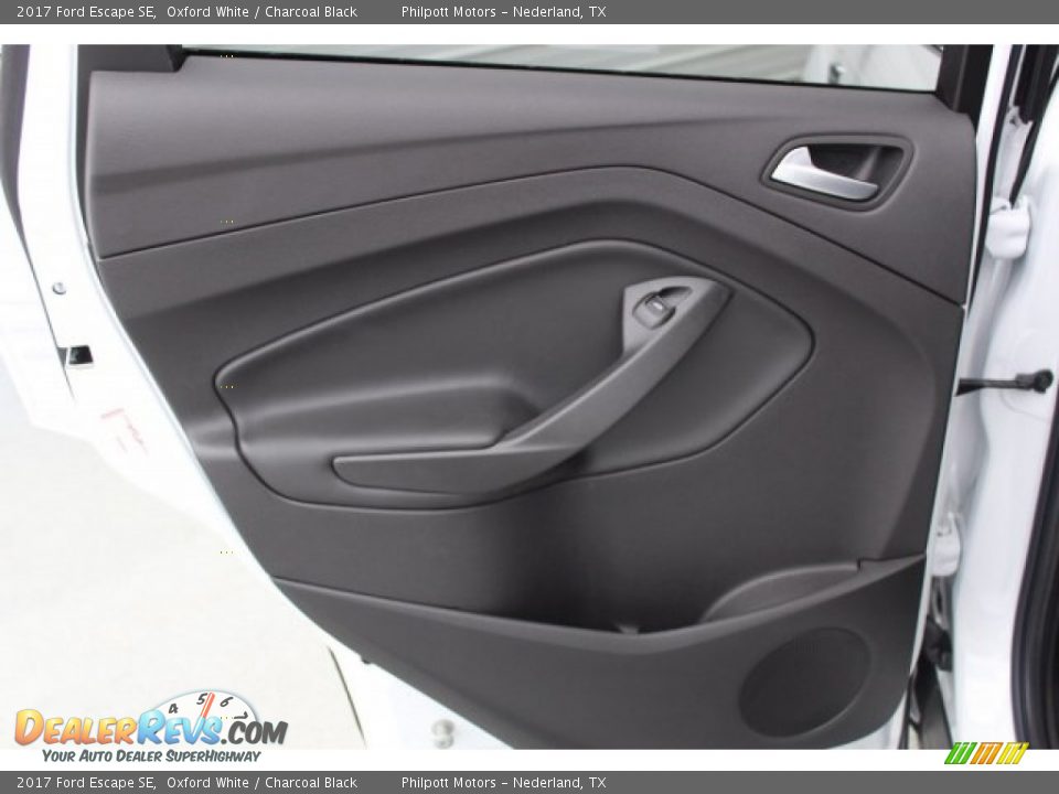2017 Ford Escape SE Oxford White / Charcoal Black Photo #23