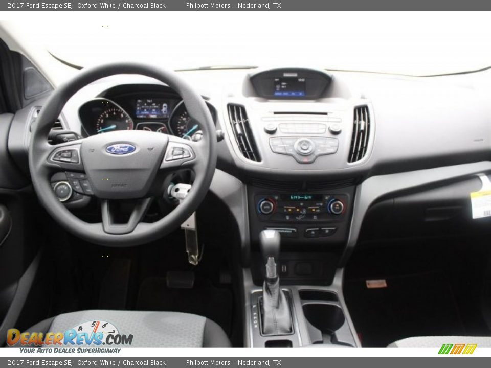 2017 Ford Escape SE Oxford White / Charcoal Black Photo #25