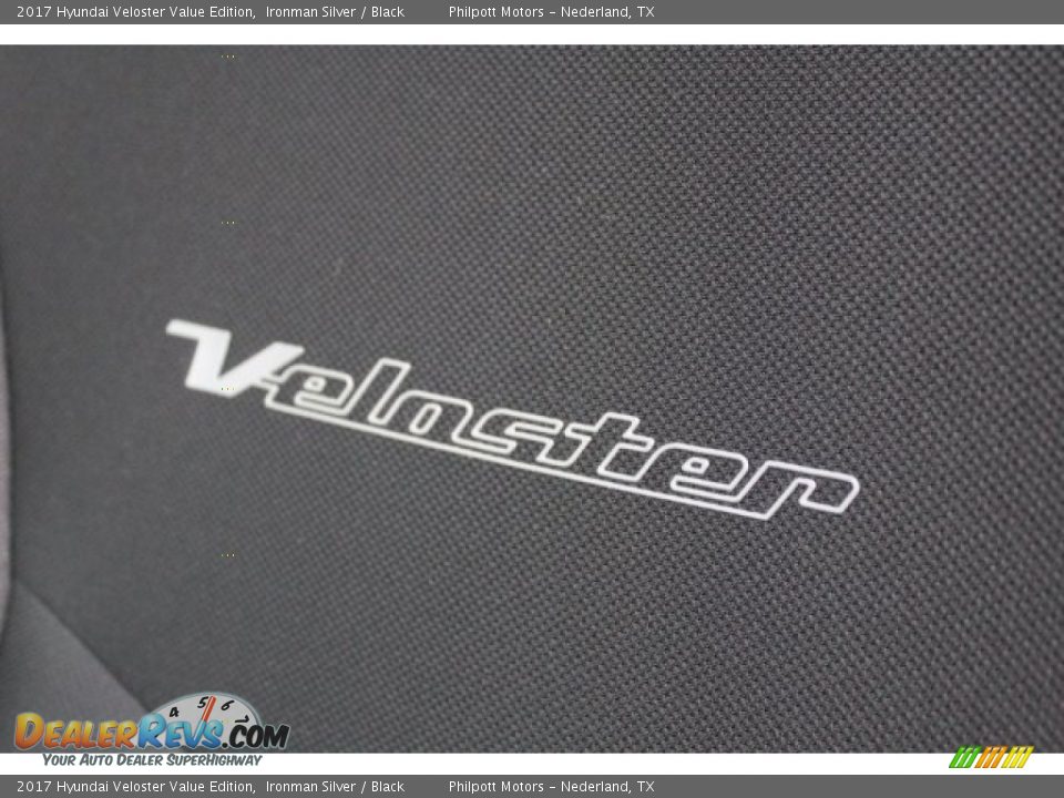 2017 Hyundai Veloster Value Edition Ironman Silver / Black Photo #12
