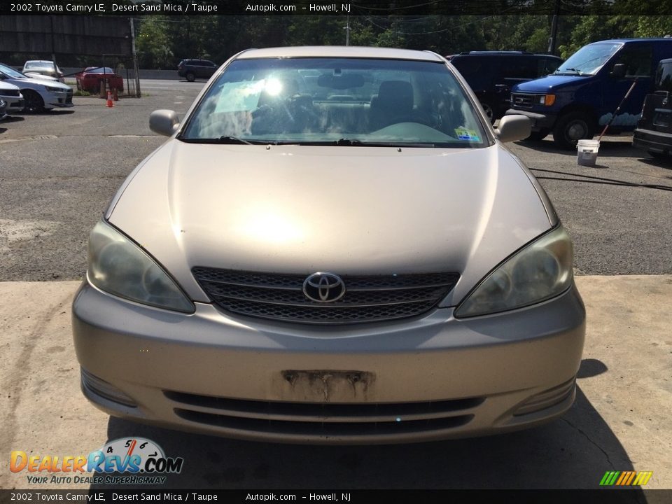 2002 Toyota Camry LE Desert Sand Mica / Taupe Photo #14