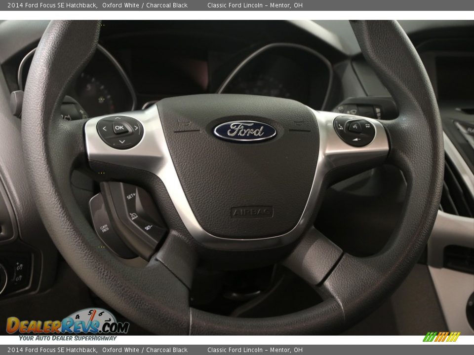 2014 Ford Focus SE Hatchback Oxford White / Charcoal Black Photo #7