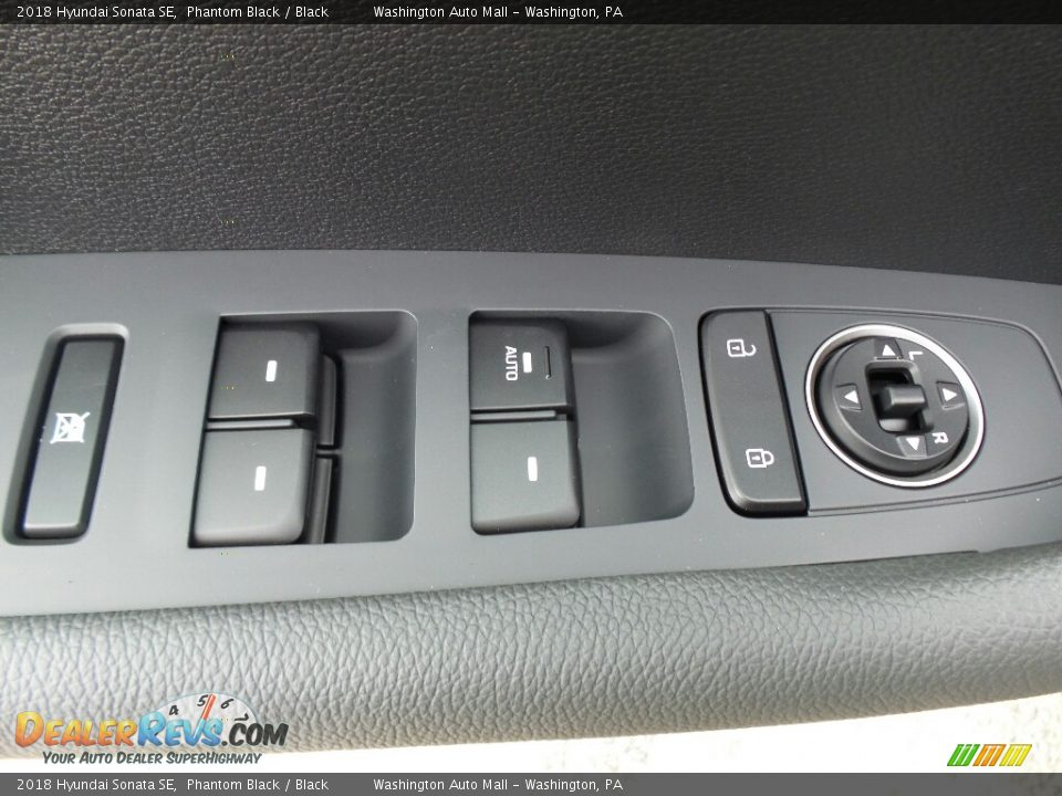 Controls of 2018 Hyundai Sonata SE Photo #15