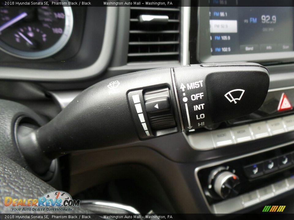 Controls of 2018 Hyundai Sonata SE Photo #25