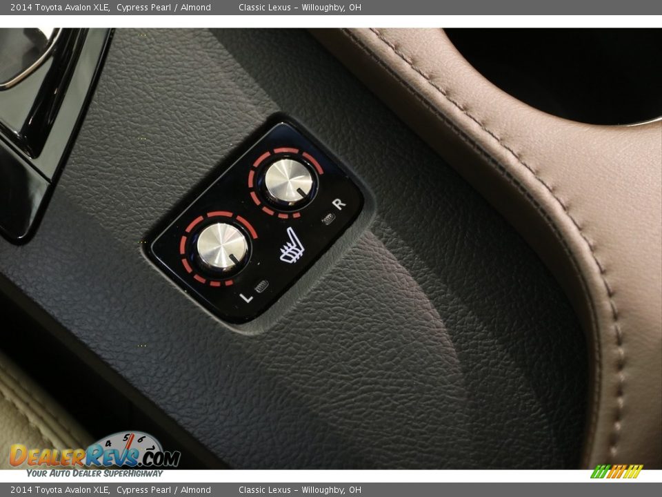 2014 Toyota Avalon XLE Cypress Pearl / Almond Photo #15