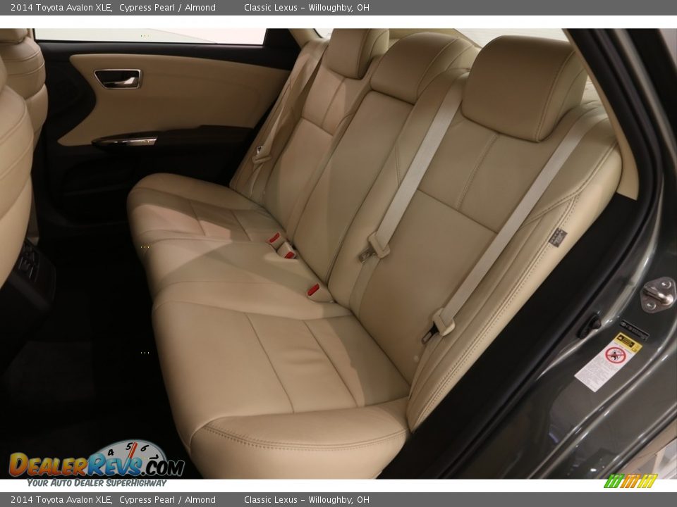 2014 Toyota Avalon XLE Cypress Pearl / Almond Photo #18