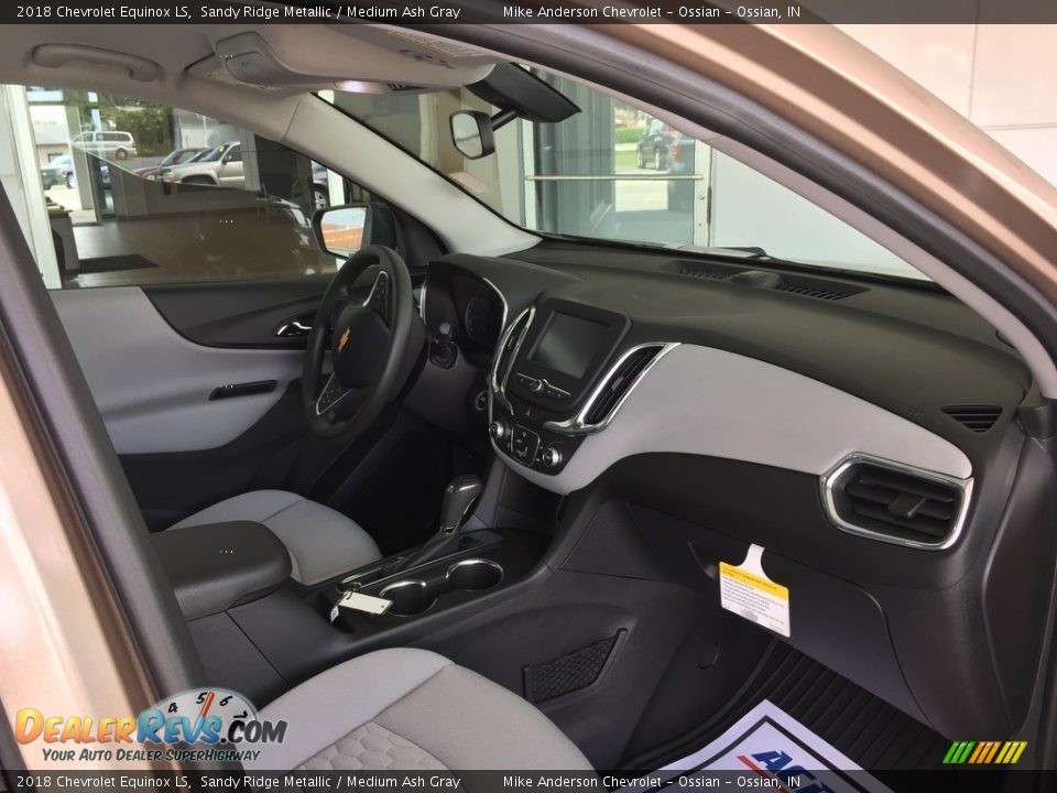 2018 Chevrolet Equinox LS Sandy Ridge Metallic / Medium Ash Gray Photo #5