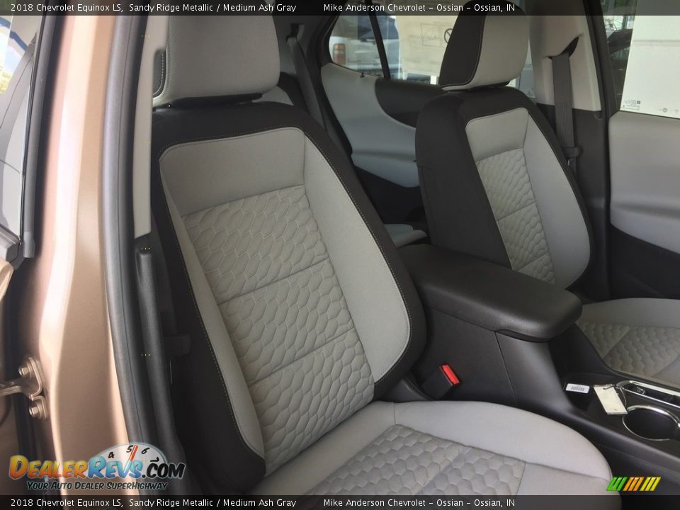 2018 Chevrolet Equinox LS Sandy Ridge Metallic / Medium Ash Gray Photo #6