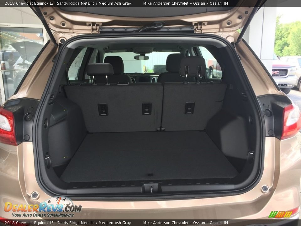 2018 Chevrolet Equinox LS Sandy Ridge Metallic / Medium Ash Gray Photo #8