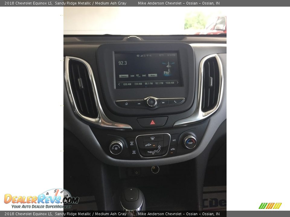 2018 Chevrolet Equinox LS Sandy Ridge Metallic / Medium Ash Gray Photo #17