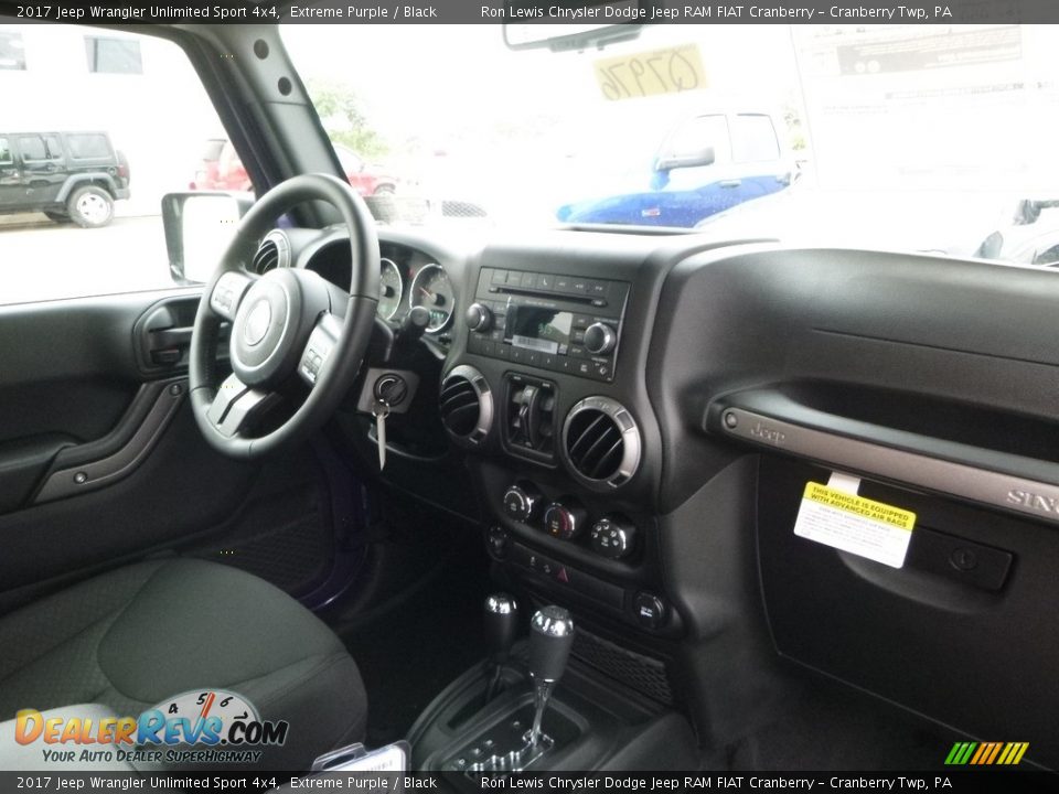2017 Jeep Wrangler Unlimited Sport 4x4 Extreme Purple / Black Photo #12