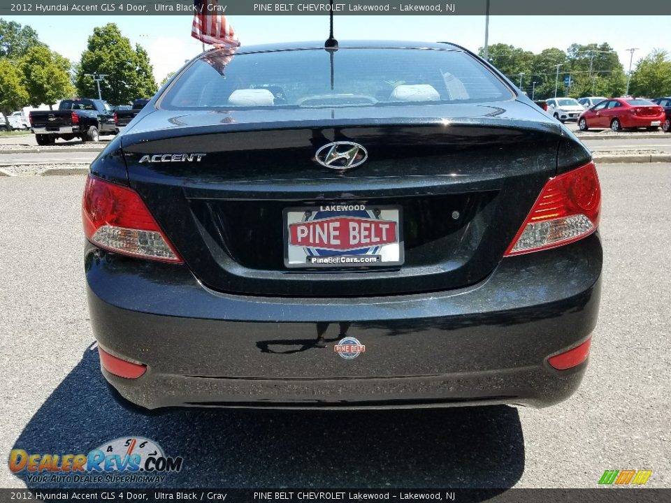2012 Hyundai Accent GLS 4 Door Ultra Black / Gray Photo #8