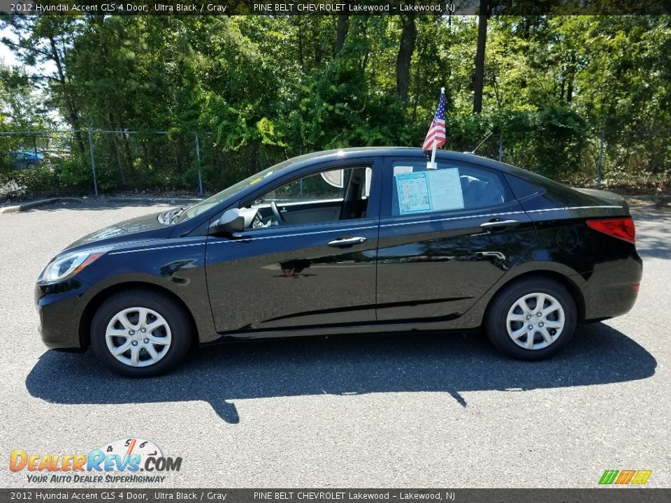 2012 Hyundai Accent GLS 4 Door Ultra Black / Gray Photo #10