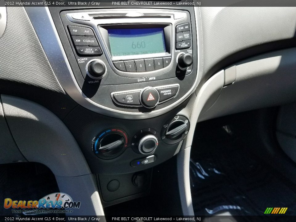 2012 Hyundai Accent GLS 4 Door Ultra Black / Gray Photo #17