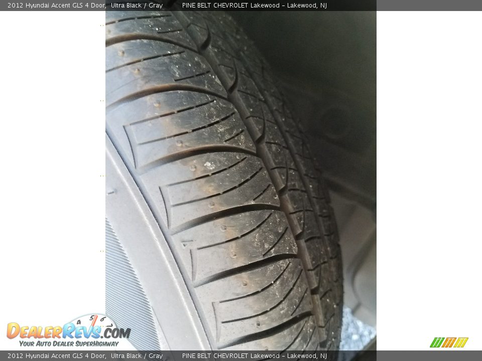 2012 Hyundai Accent GLS 4 Door Ultra Black / Gray Photo #24