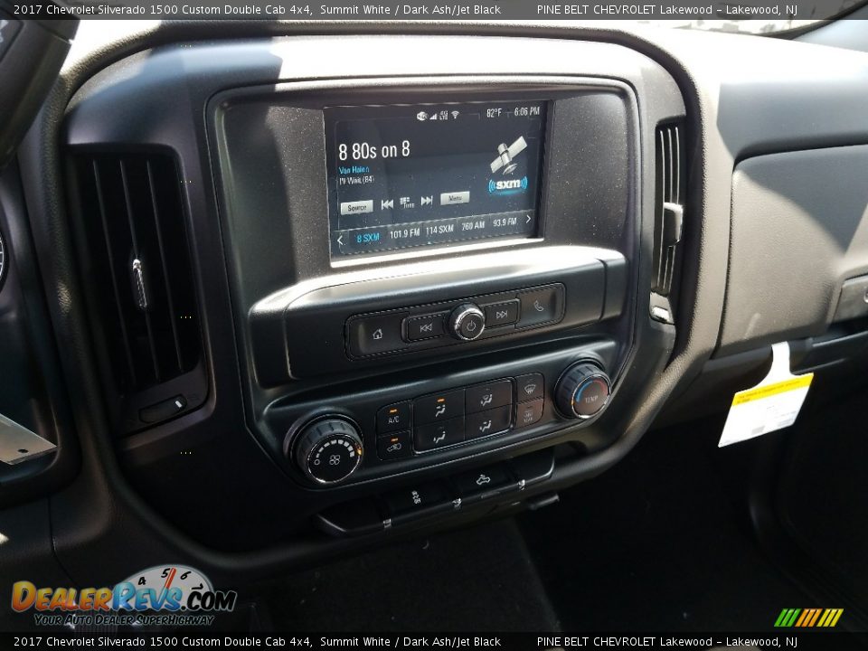 2017 Chevrolet Silverado 1500 Custom Double Cab 4x4 Summit White / Dark Ash/Jet Black Photo #10