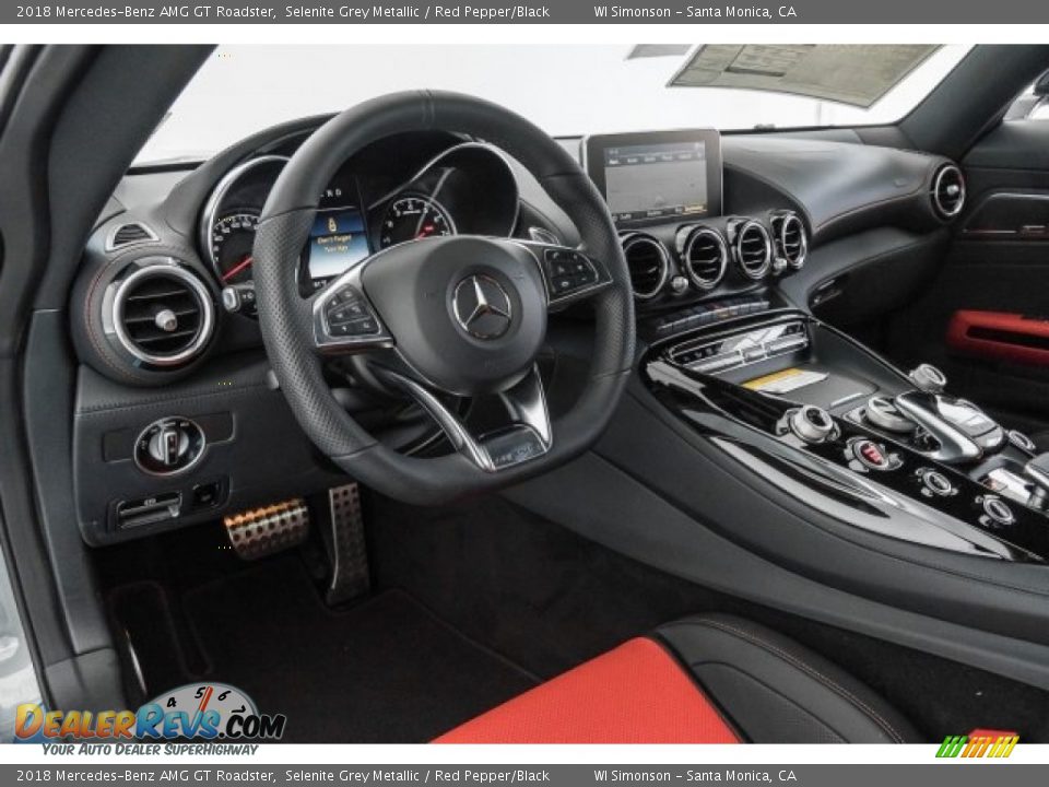 Dashboard of 2018 Mercedes-Benz AMG GT Roadster Photo #22