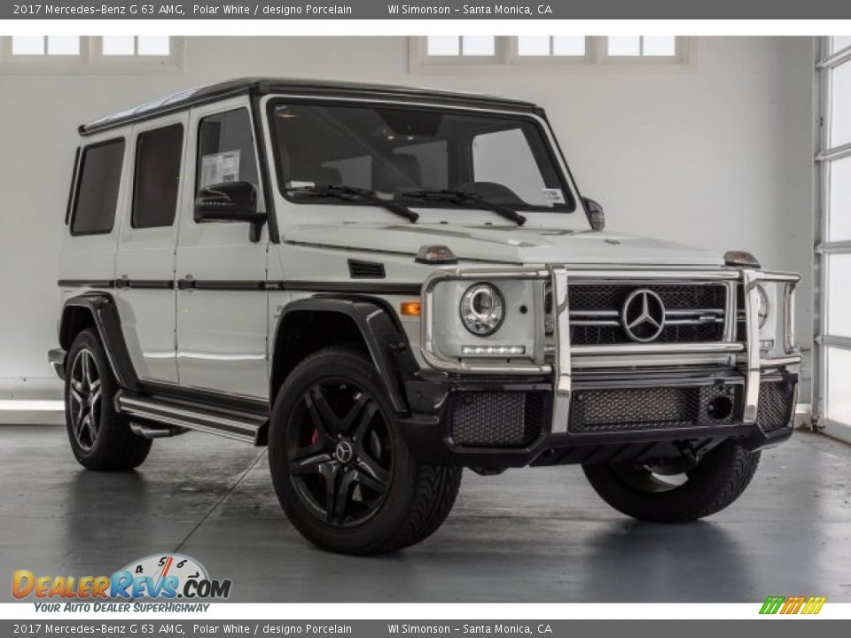 Front 3/4 View of 2017 Mercedes-Benz G 63 AMG Photo #32