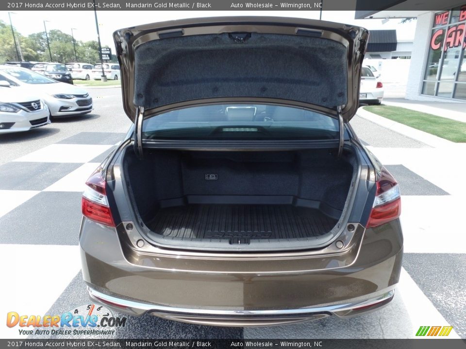 2017 Honda Accord Hybrid EX-L Sedan Mandarin Gold Metallic / Black Photo #5