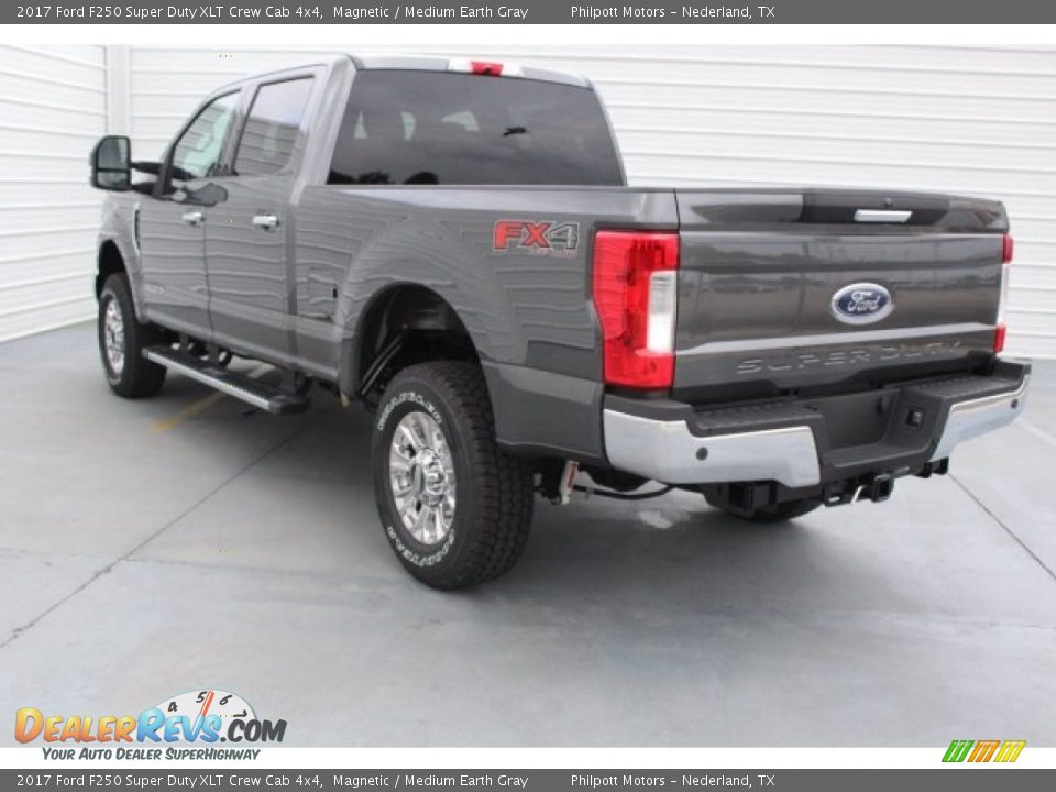 2017 Ford F250 Super Duty XLT Crew Cab 4x4 Magnetic / Medium Earth Gray Photo #5