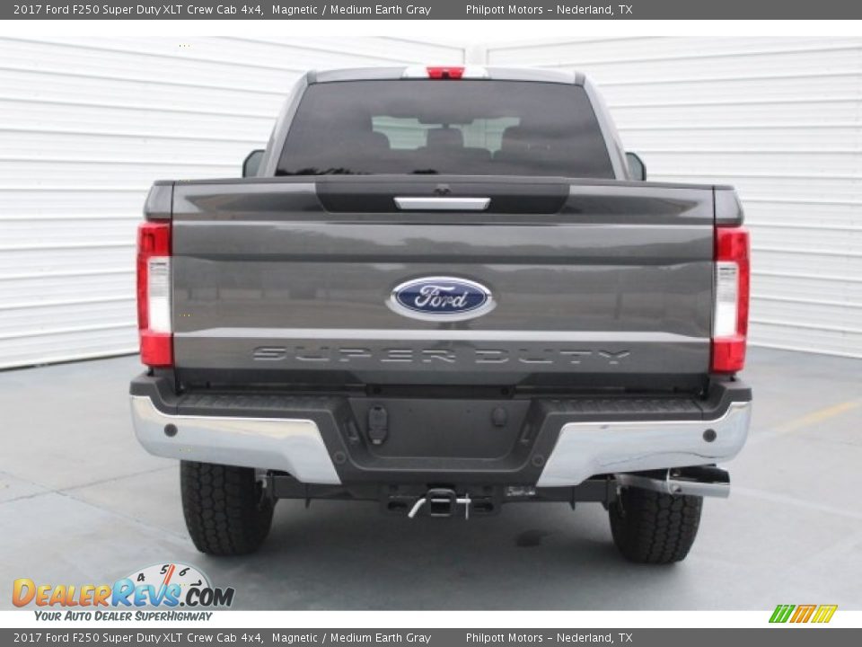 2017 Ford F250 Super Duty XLT Crew Cab 4x4 Magnetic / Medium Earth Gray Photo #6