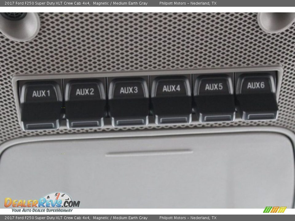 2017 Ford F250 Super Duty XLT Crew Cab 4x4 Magnetic / Medium Earth Gray Photo #18