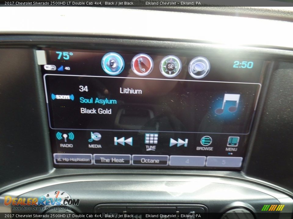 2017 Chevrolet Silverado 2500HD LT Double Cab 4x4 Black / Jet Black Photo #28