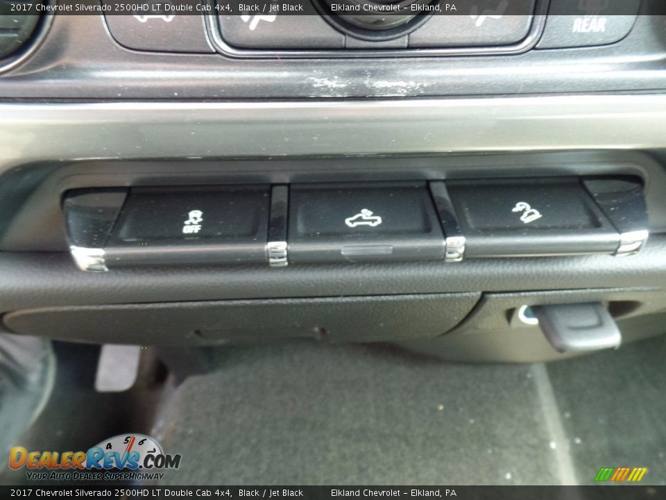 2017 Chevrolet Silverado 2500HD LT Double Cab 4x4 Black / Jet Black Photo #32