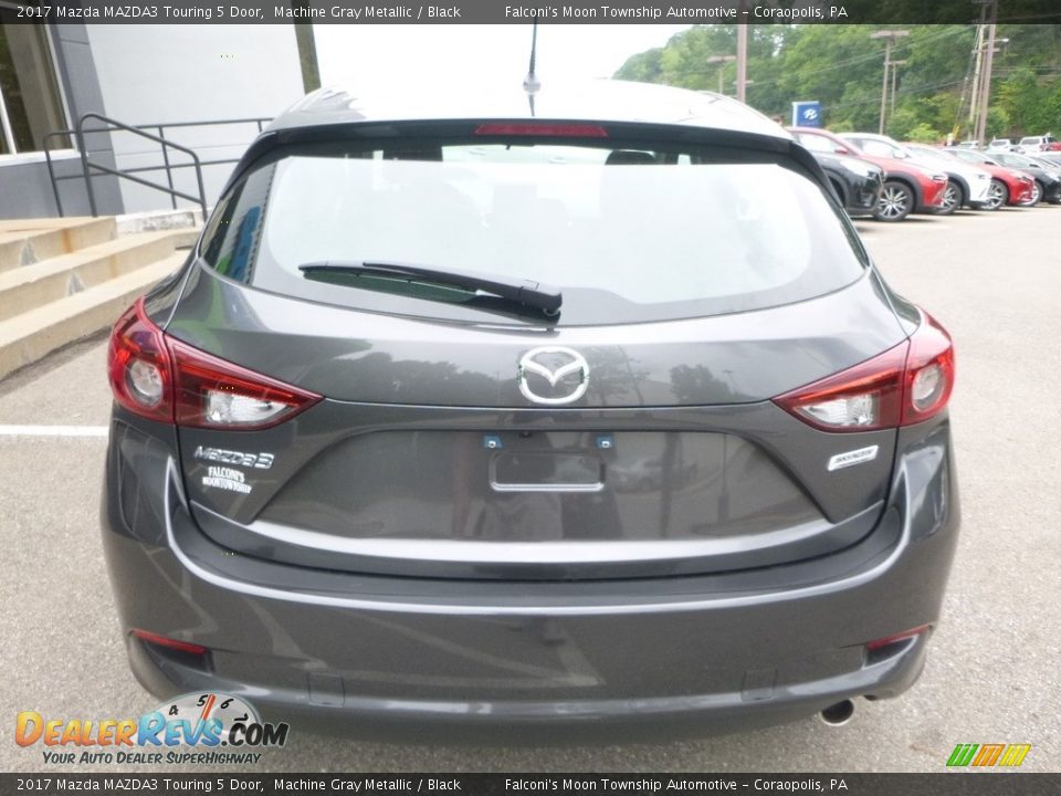 2017 Mazda MAZDA3 Touring 5 Door Machine Gray Metallic / Black Photo #6