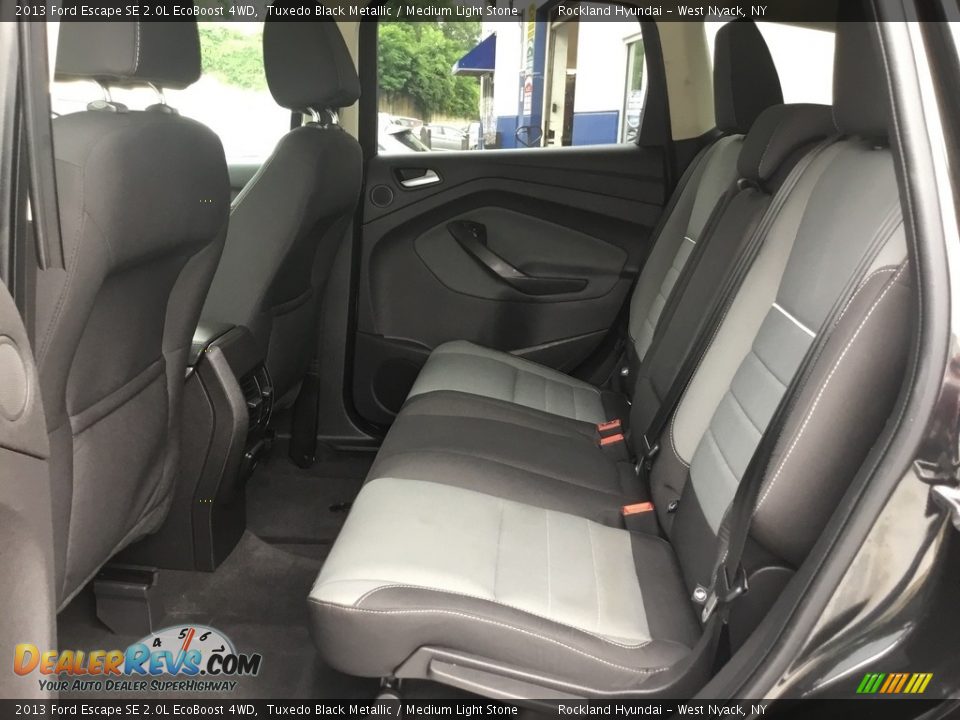 2013 Ford Escape SE 2.0L EcoBoost 4WD Tuxedo Black Metallic / Medium Light Stone Photo #18