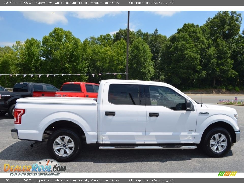 2015 Ford F150 XLT SuperCrew White Platinum Tricoat / Medium Earth Gray Photo #2