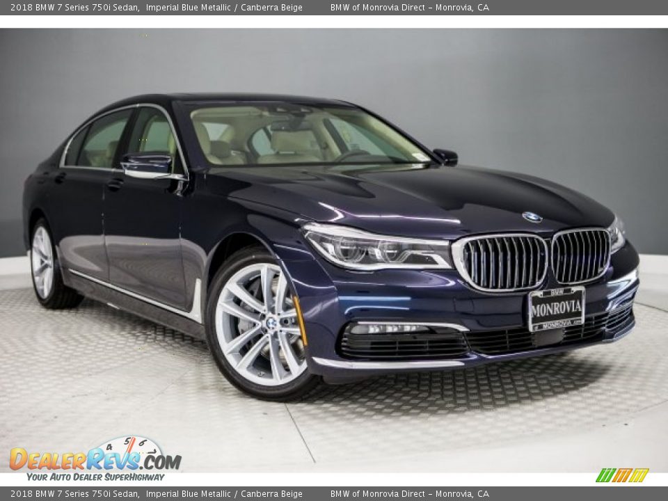 Front 3/4 View of 2018 BMW 7 Series 750i Sedan Photo #12