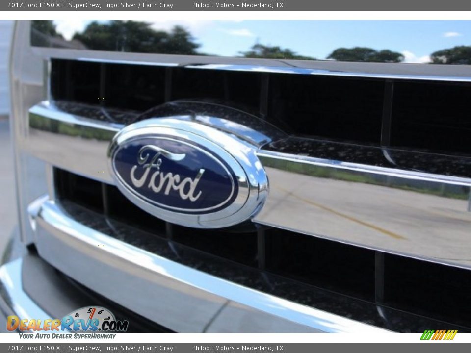 2017 Ford F150 XLT SuperCrew Ingot Silver / Earth Gray Photo #8