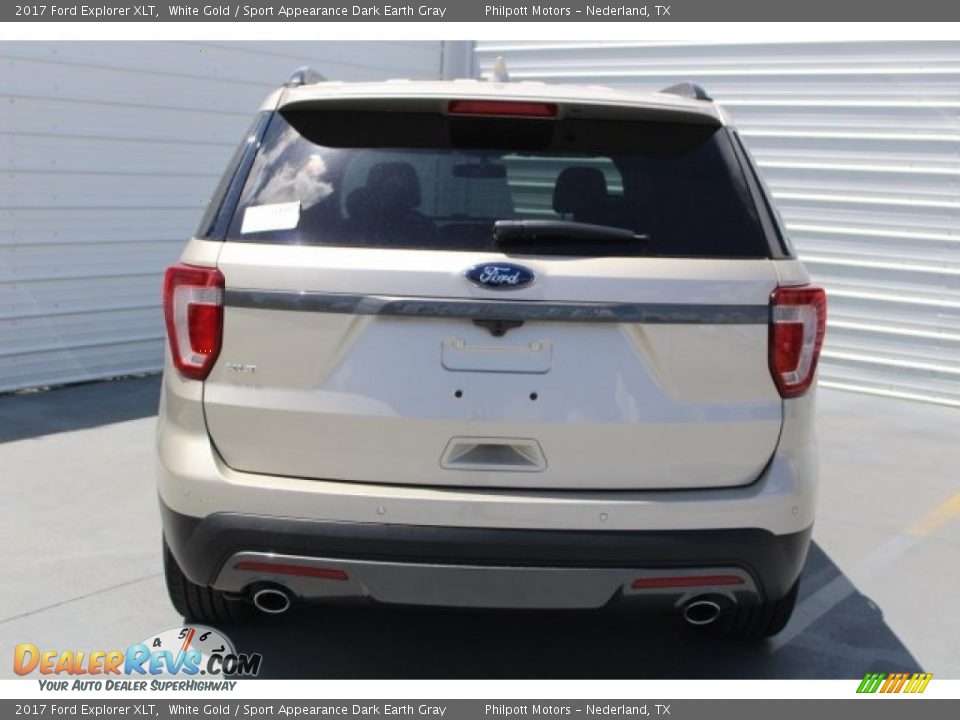 2017 Ford Explorer XLT White Gold / Sport Appearance Dark Earth Gray Photo #6