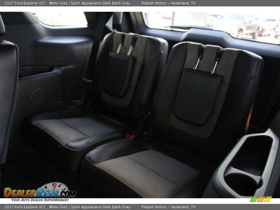 2017 Ford Explorer XLT White Gold / Sport Appearance Dark Earth Gray Photo #25