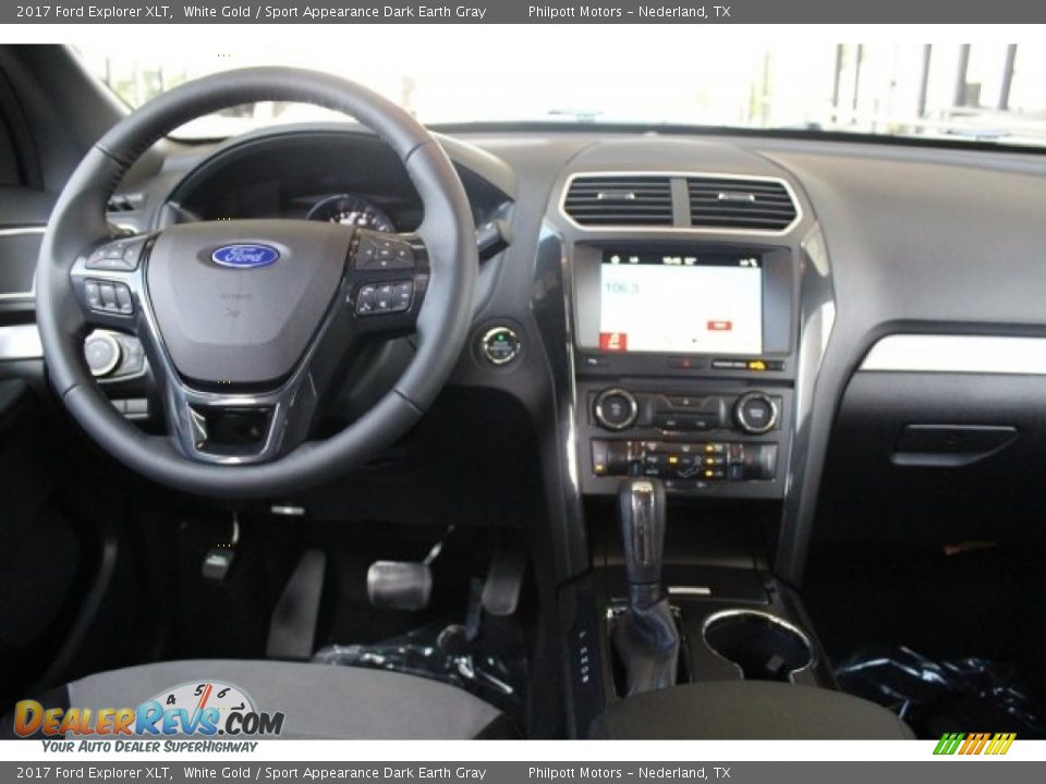 2017 Ford Explorer XLT White Gold / Sport Appearance Dark Earth Gray Photo #27