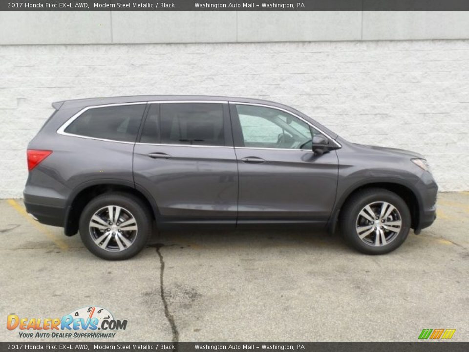 2017 Honda Pilot EX-L AWD Modern Steel Metallic / Black Photo #2