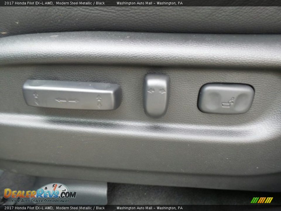 2017 Honda Pilot EX-L AWD Modern Steel Metallic / Black Photo #16